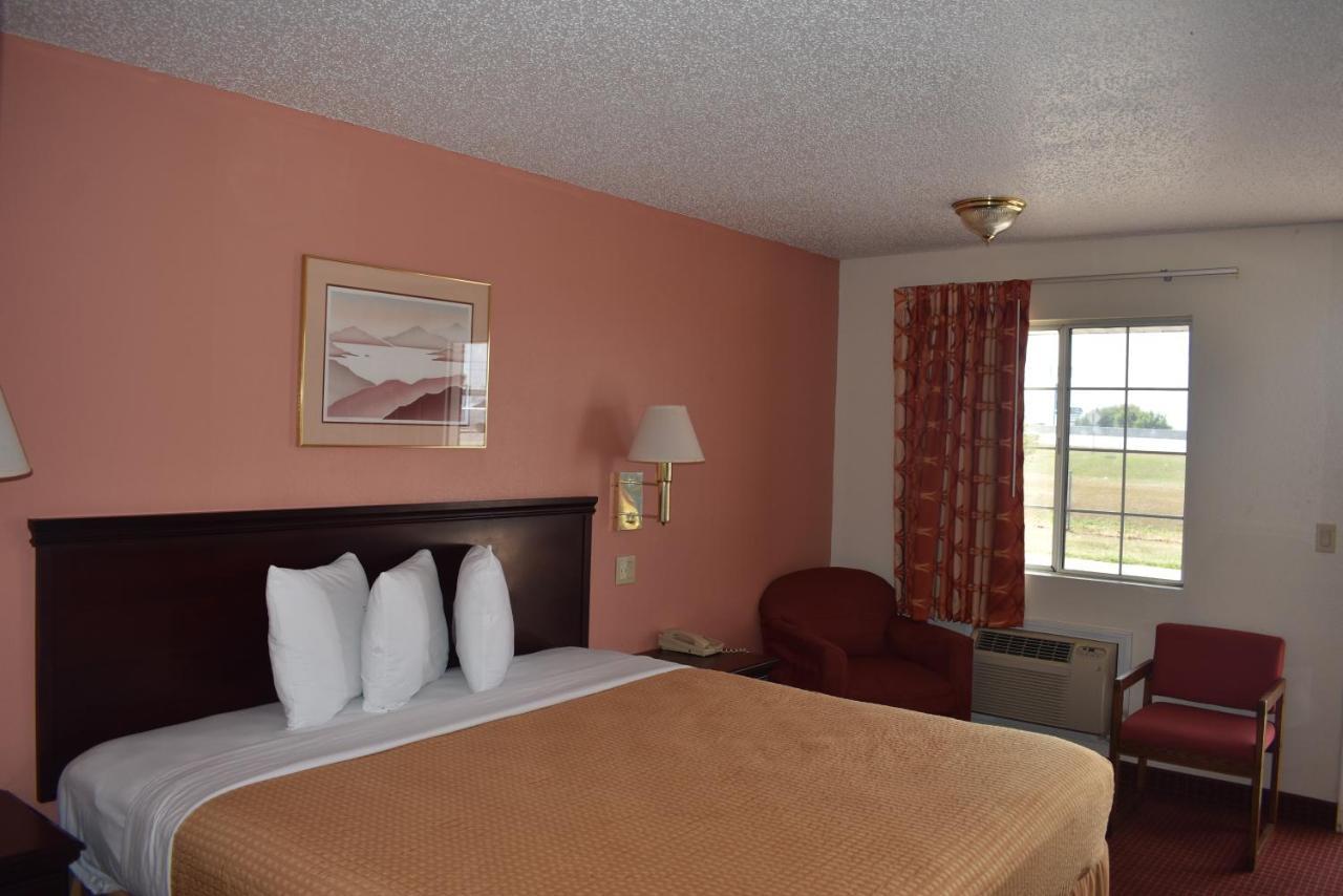 Royal Inn Springdale Exterior photo
